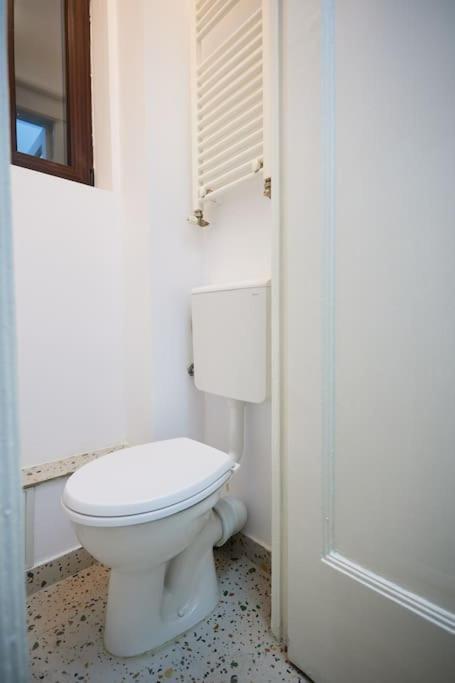 Caragiale Apartment Bukarest Kültér fotó
