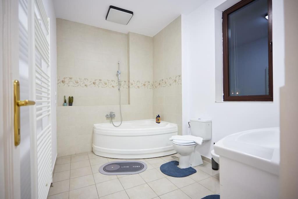 Caragiale Apartment Bukarest Kültér fotó