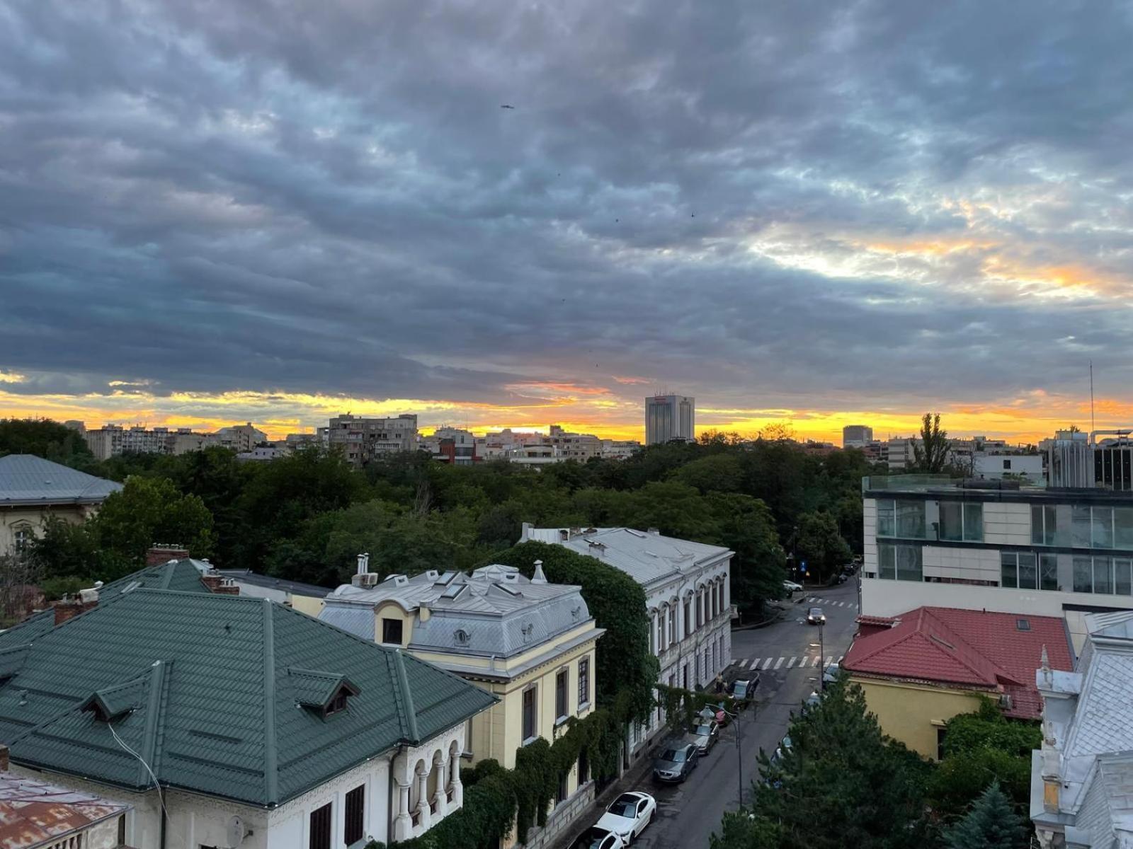 Caragiale Apartment Bukarest Kültér fotó
